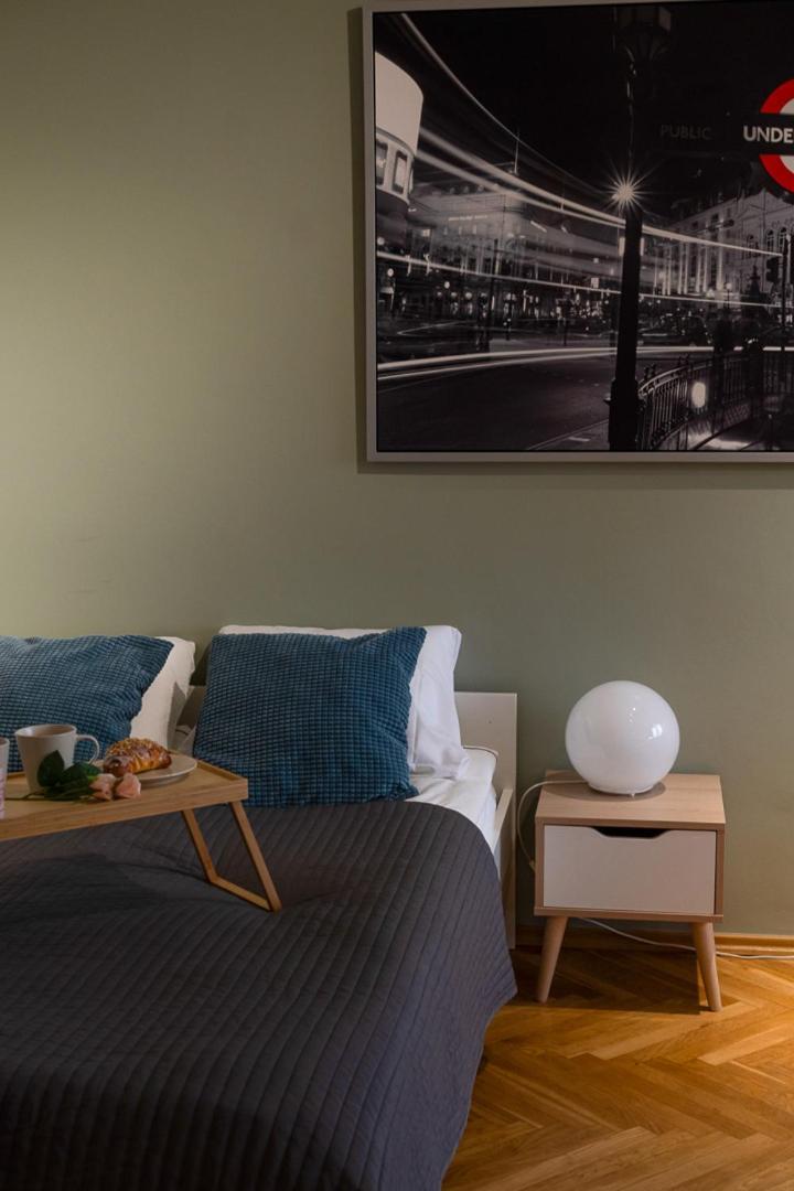 Tamka - Location, Park And Metro Nearby - By Rentujemy Warszawa