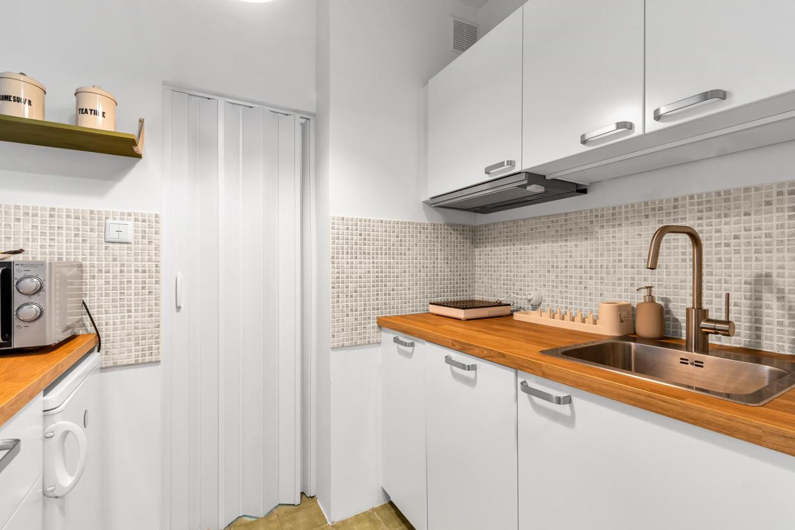Tamka - Location, Park And Metro Nearby - By Rentujemy Warszawa