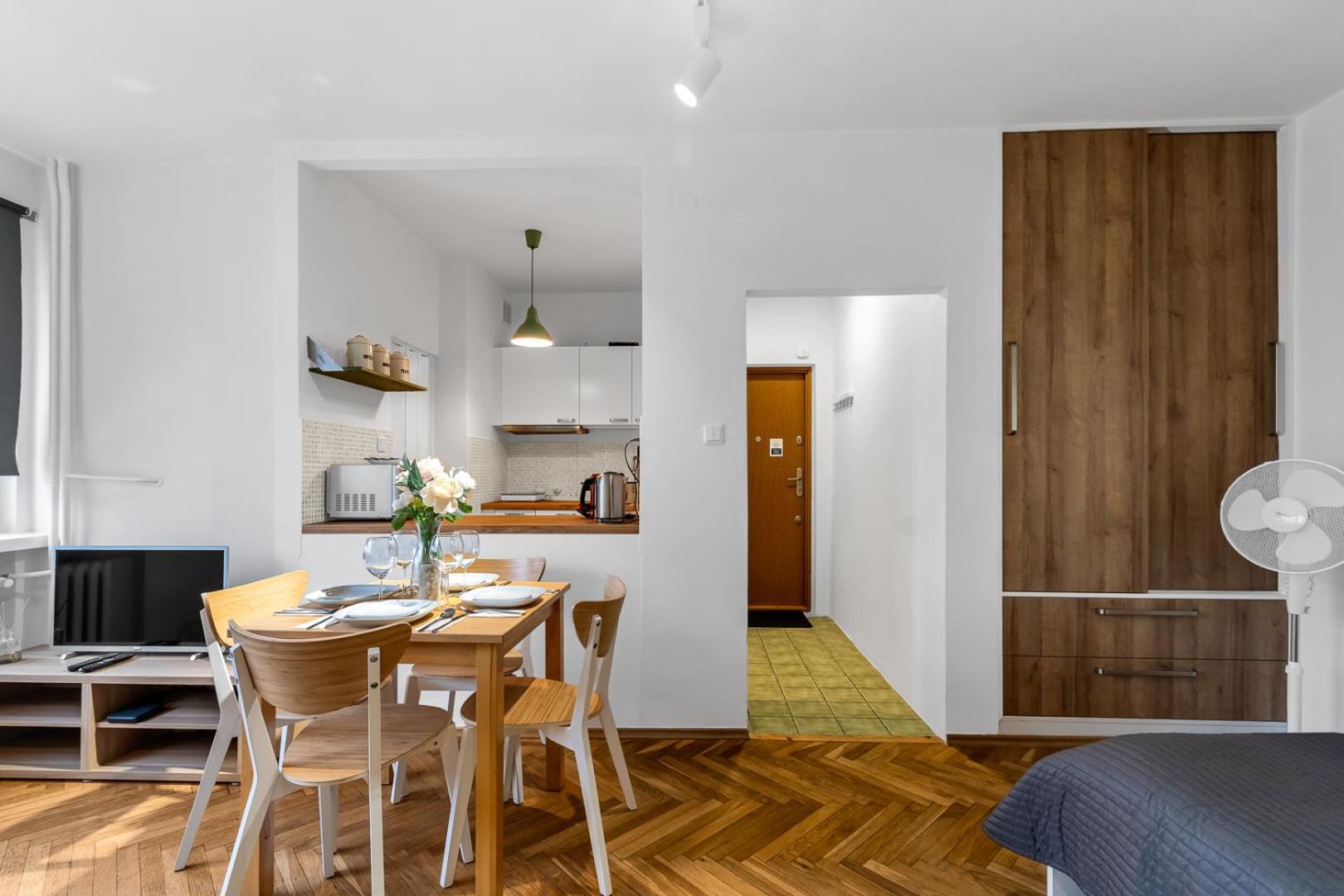 Tamka - Location, Park And Metro Nearby - By Rentujemy * Warszawa